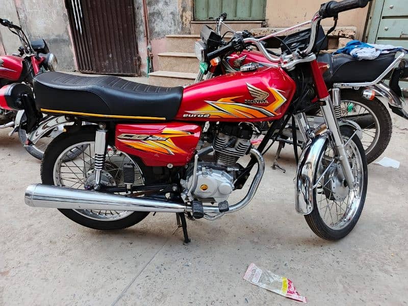 Honda CG 125 (BRAND NEW CONDITION) 0