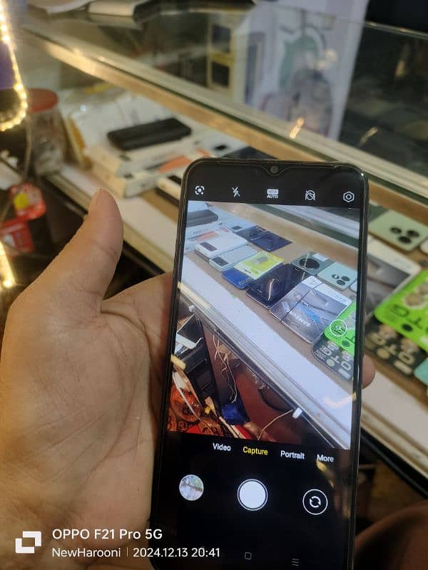 Realme C25y 1