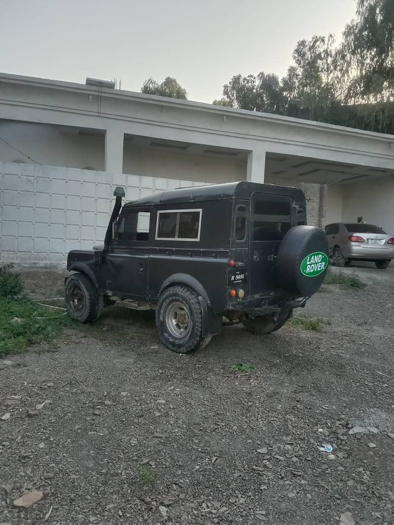 Jeep Land Rover Defender Model 1977 for sal 1