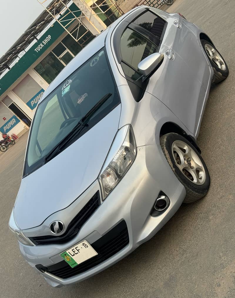 Toyota Vitz 2013 2