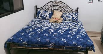 king size double bed