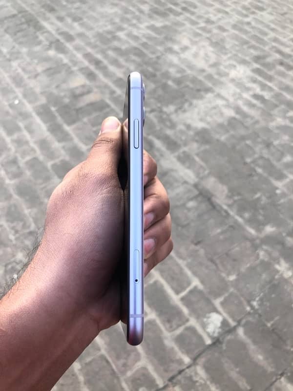 IPhone 11 (64Gb) Nonpta Jv sim time available WhatsApp(03274117805) 3