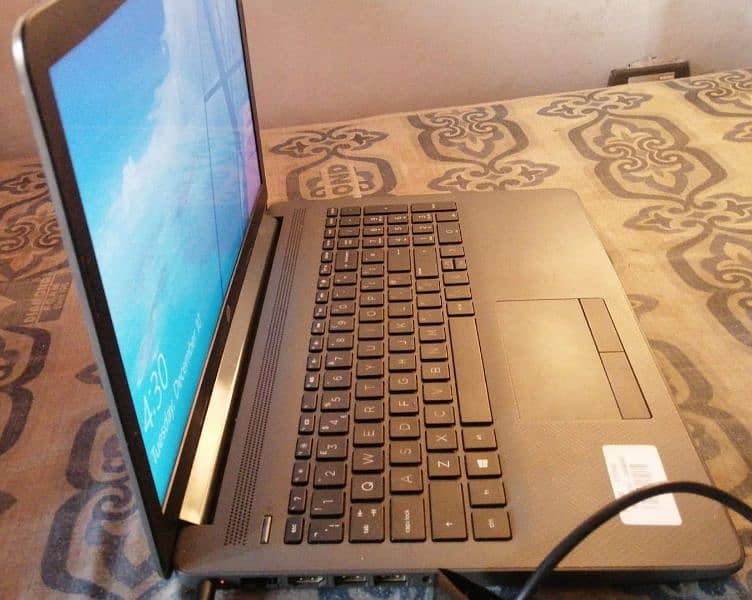 Good Condition HP laptop, No any fault, 3 Days check warrenty 6