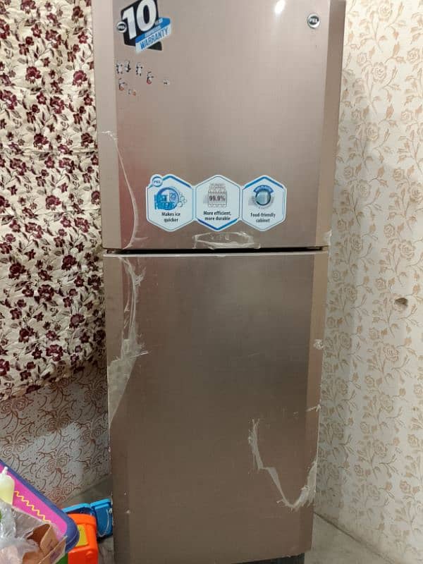 Sell refrigerator 0