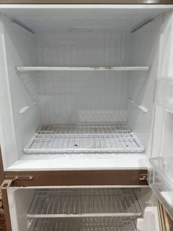 Sell refrigerator 2