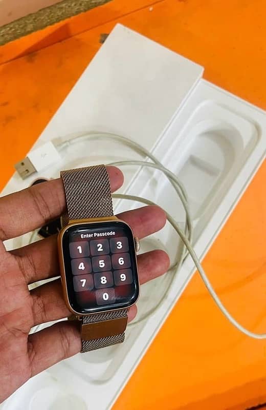 Apple Watch Series 6 4mm 0