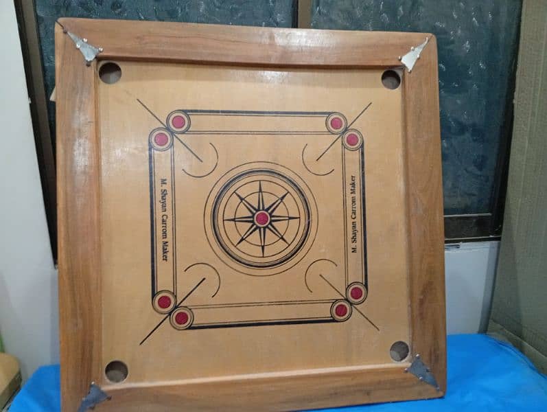 carrom board 0