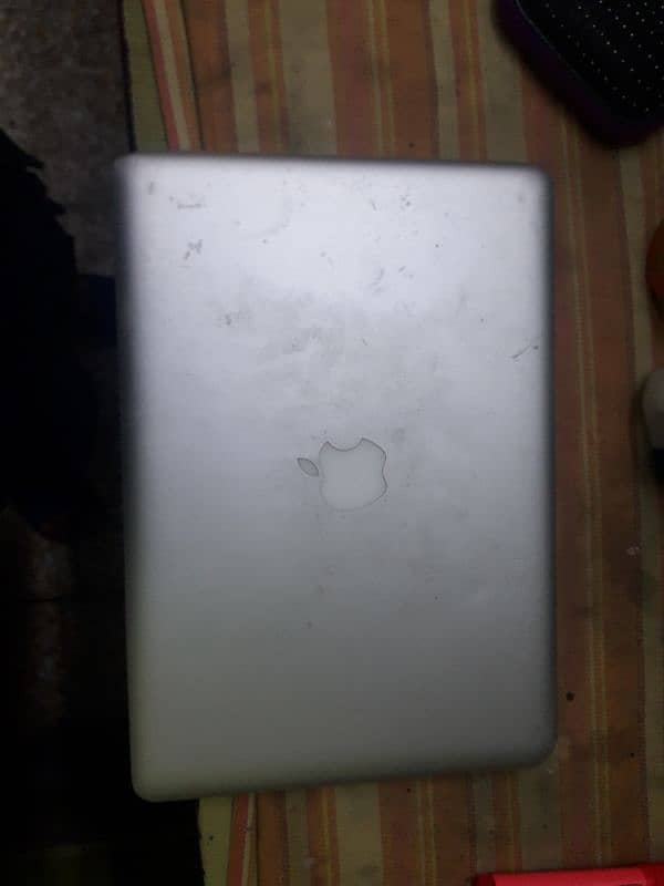 macbook pro 2010 1