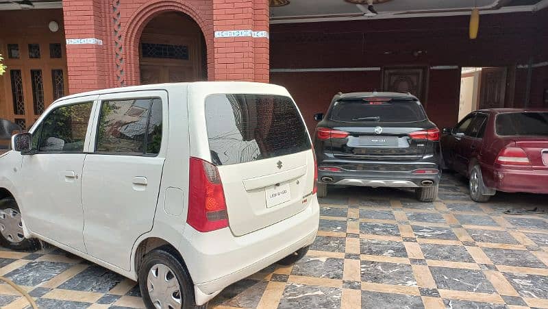 Suzuki Wagon R 2017 13