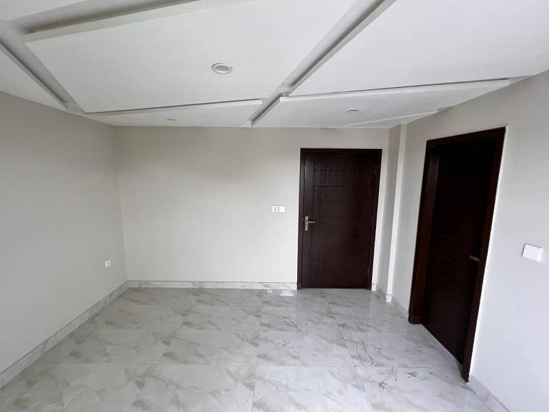 One Bed Non Furnished Apartment for sale in Bahria Town Lahore 2