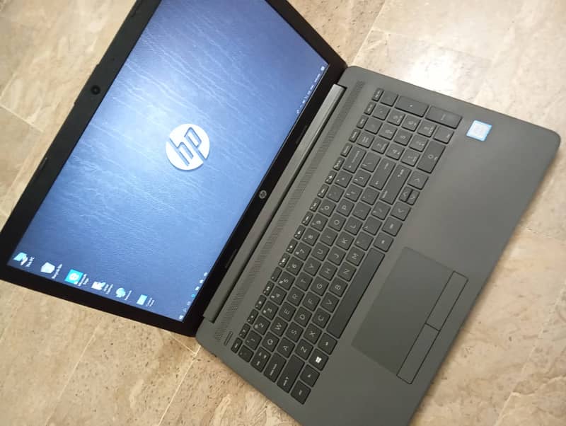 Hp ProBook 250 g7. core i5 (8th generation)08gb DDR4,1 TB HDD 3