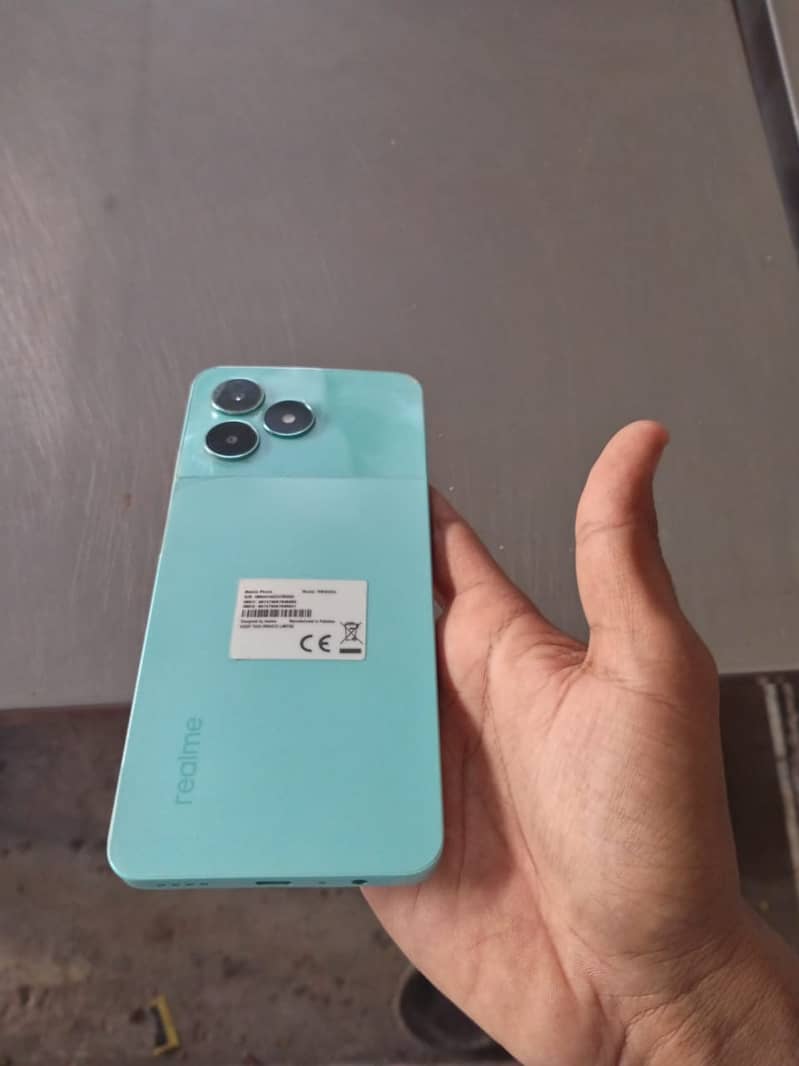 realme C51 0