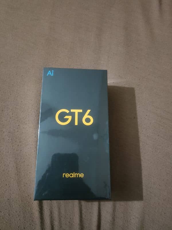 realme gt6 box packed green color 0