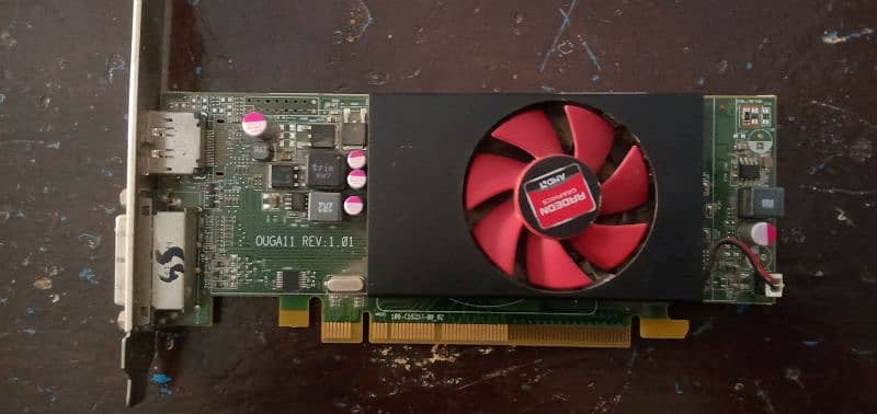 AMD R5 240 1GB 0