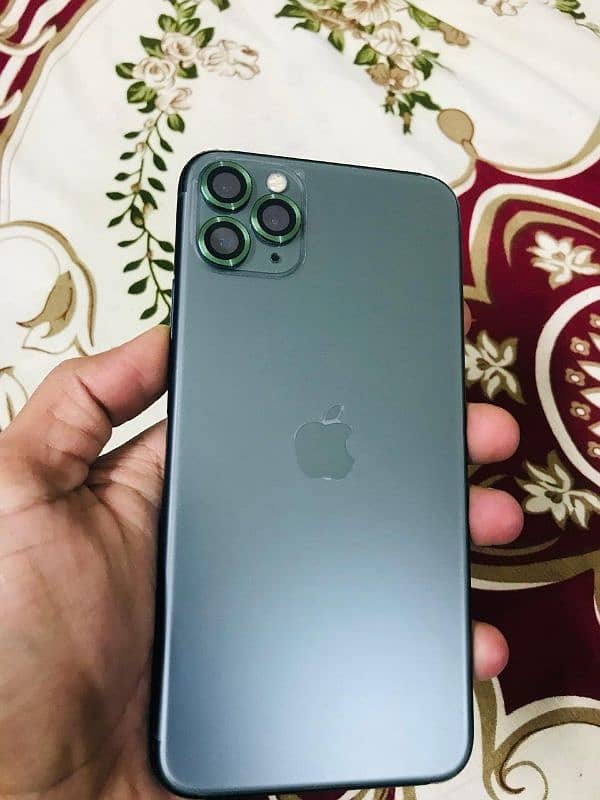 iPhone 11 Pro Max 64GB Non PTA Health 88% Water Pack 6