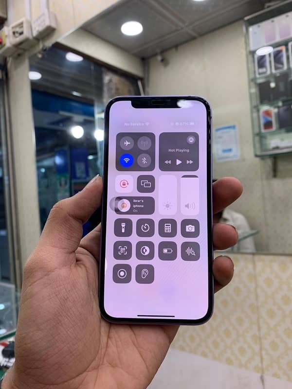 iphone 12 64gb 10by10 condition 1