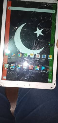 ipad all ok hai glass tota hai 1000 ka repair hoi ka