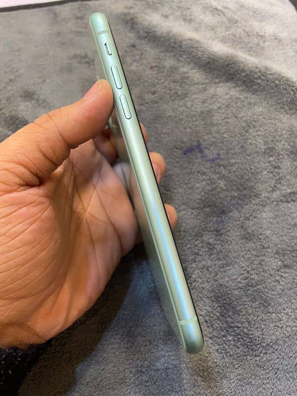 iphone 11 PTA 4