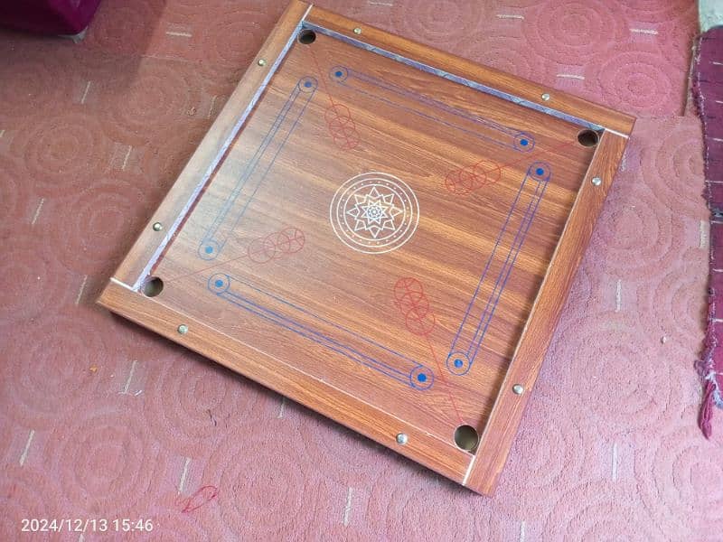 big size carrom board in brand new condition 0