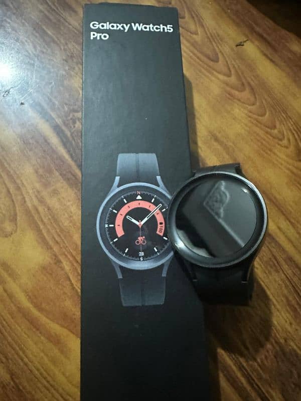 Samsung Galaxy watch 5 pro black titanium 0