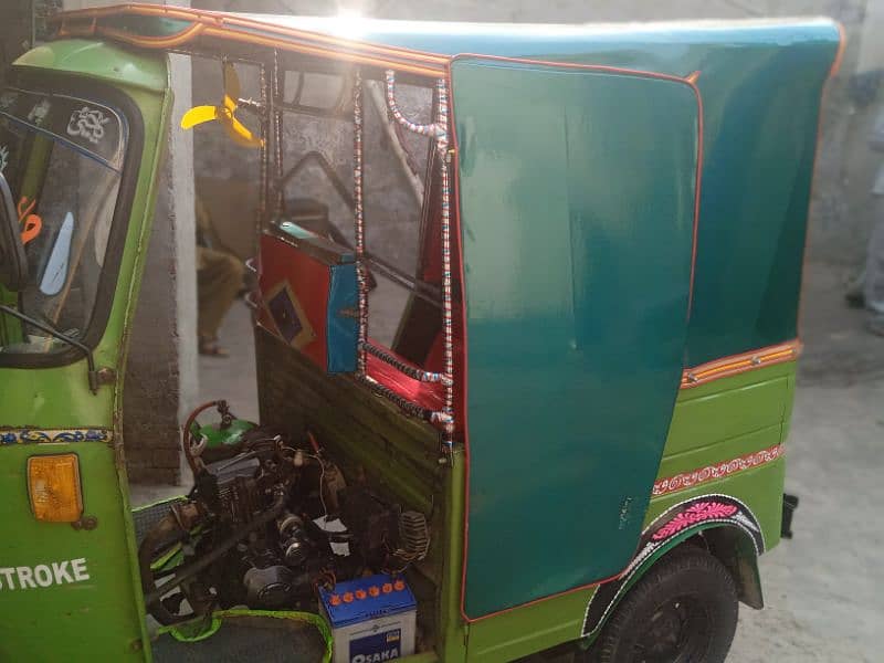 new Asia 200 cc auto rickshaw 3 seat wal 7