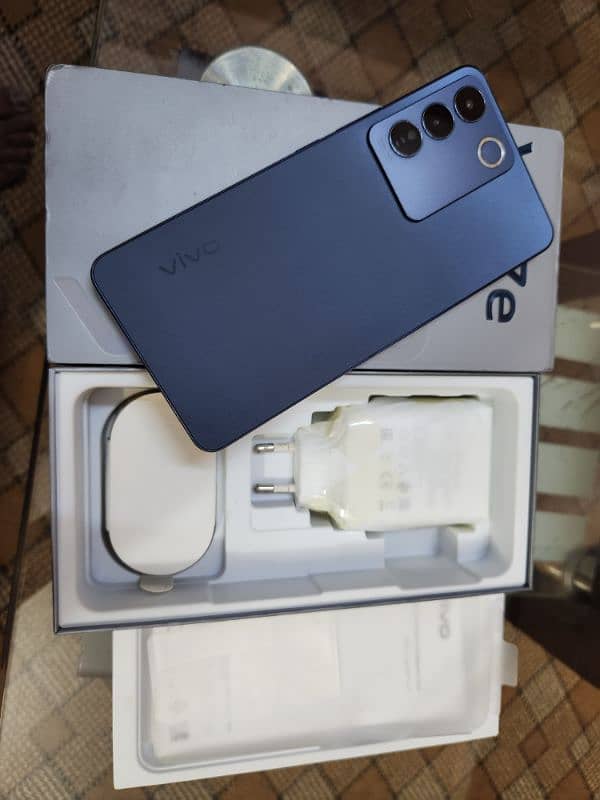 Vivo V27E 8/256 Complete With Box 2