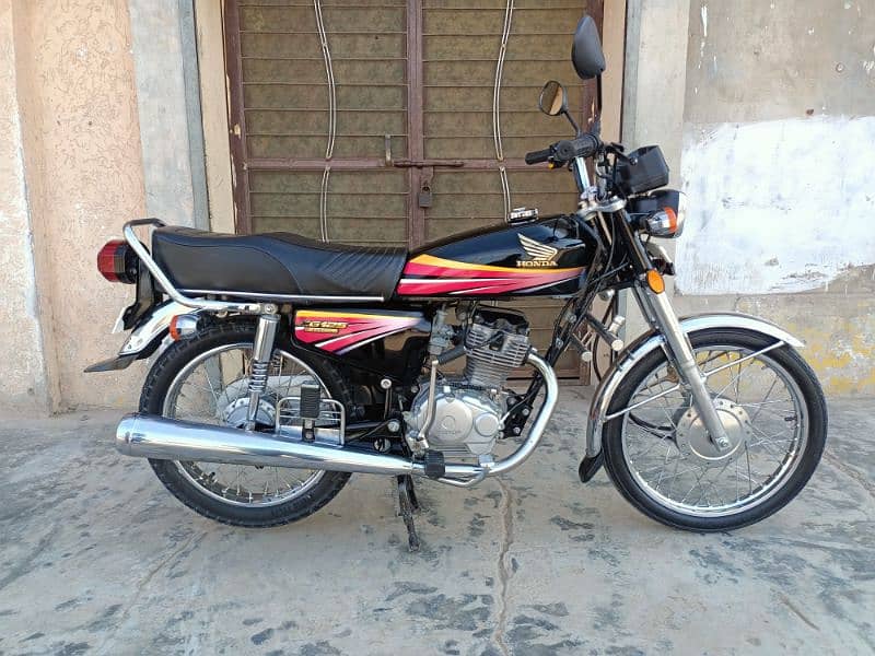 Honda CG125 O3O9 665/22/48 0