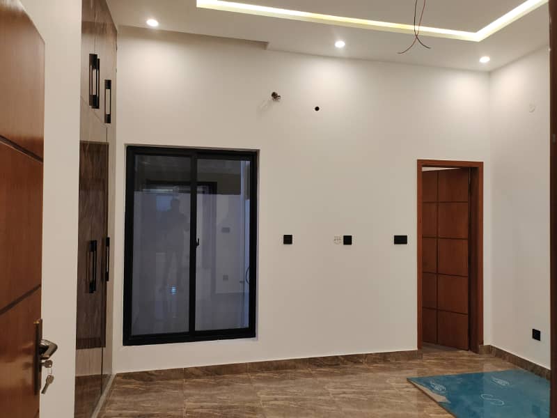 Charming 4-Bedroom 5 Marla Stylish with Modern Comfort house for sale in lake city lahore 7