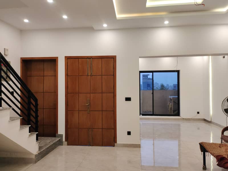 Charming 4-Bedroom 5 Marla Stylish with Modern Comfort house for sale in lake city lahore 9