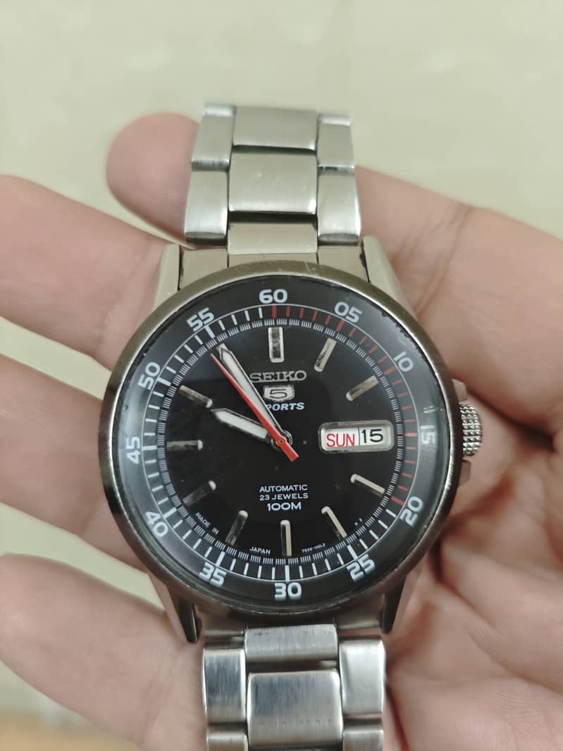 seiko 5 sports, orignall watch , 23 jewel movt 1