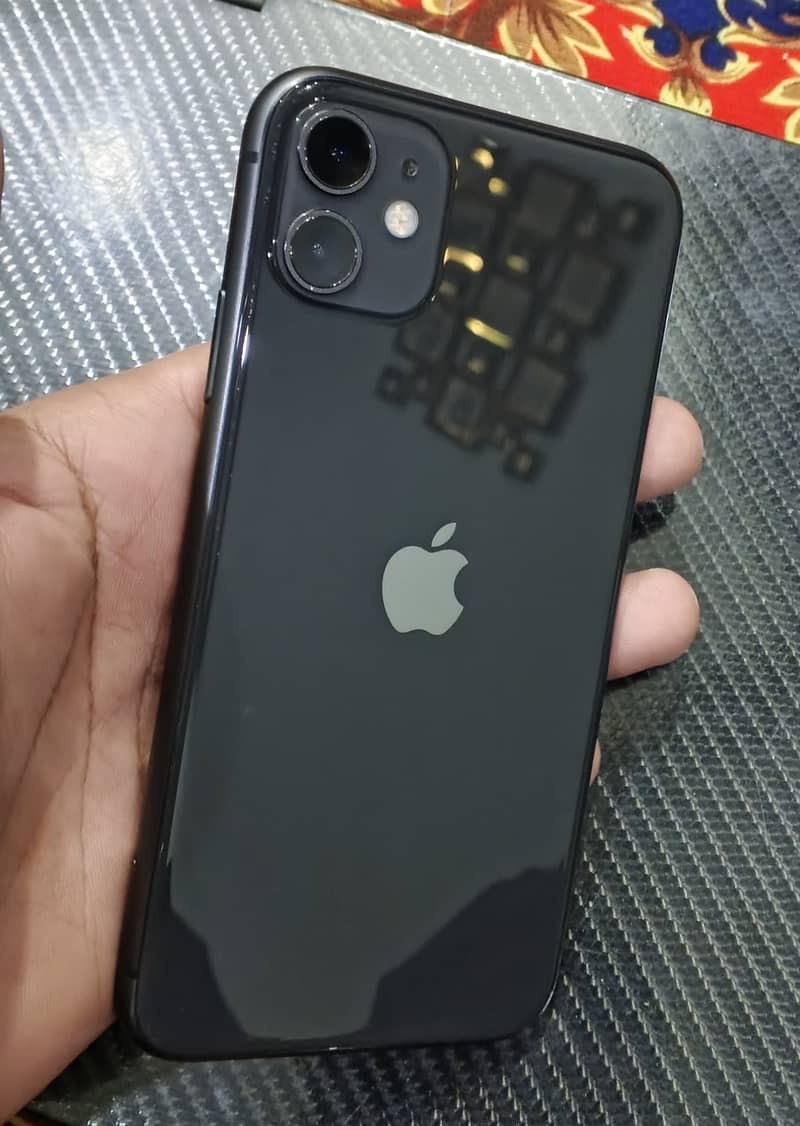 Apple iPhone 11 0