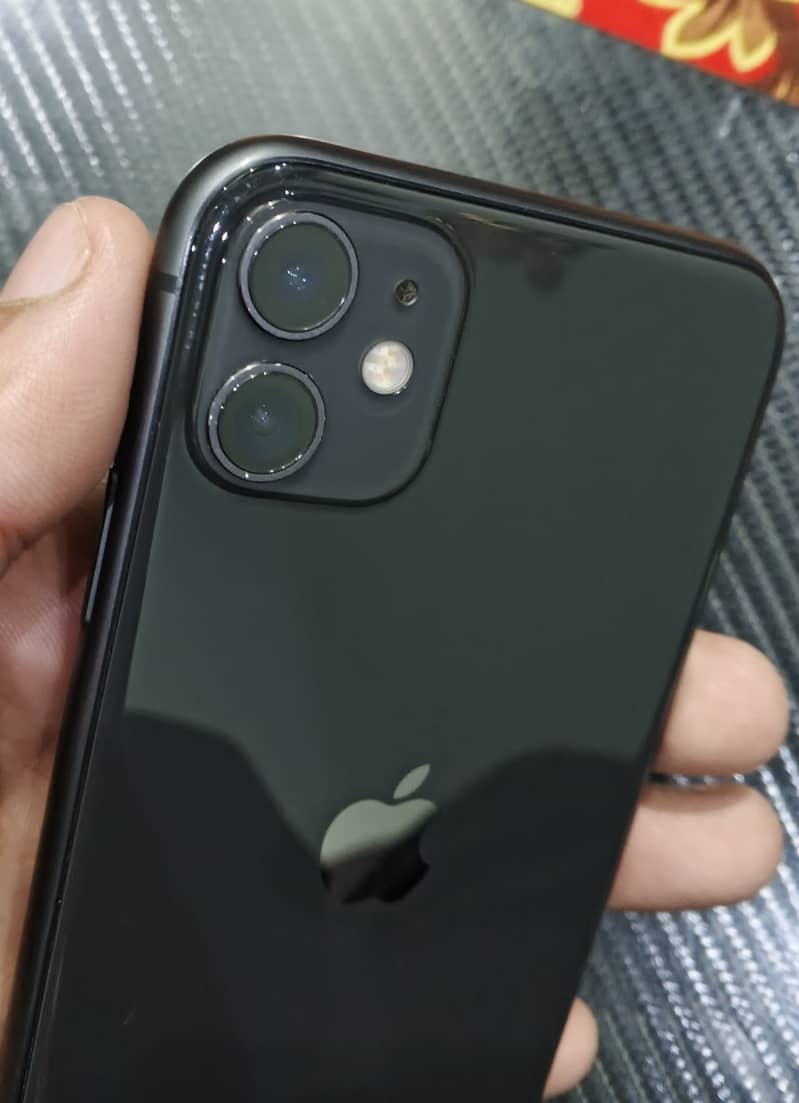 Apple iPhone 11 8