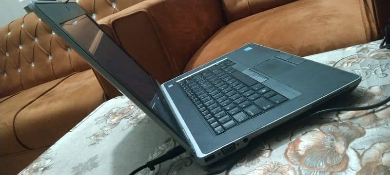 Dell latitude E6430 1