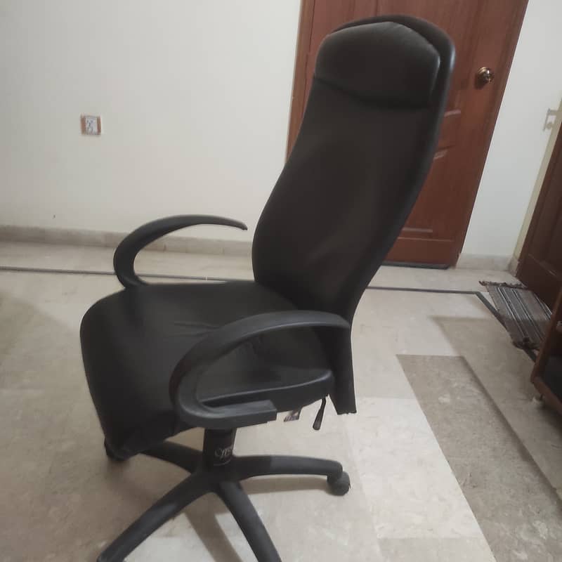 Master Offisys Aura HBC High Back Chair for Sale 2