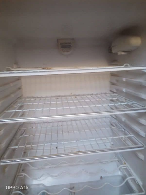 I want to sell a refrigerator03463314077 0