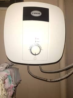 Canon electric geyser in lush condition