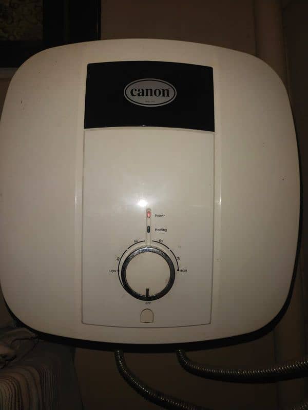 Canon electric geyser in lush condition 1