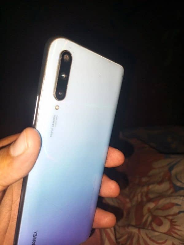 HUAWEI Y9s 1