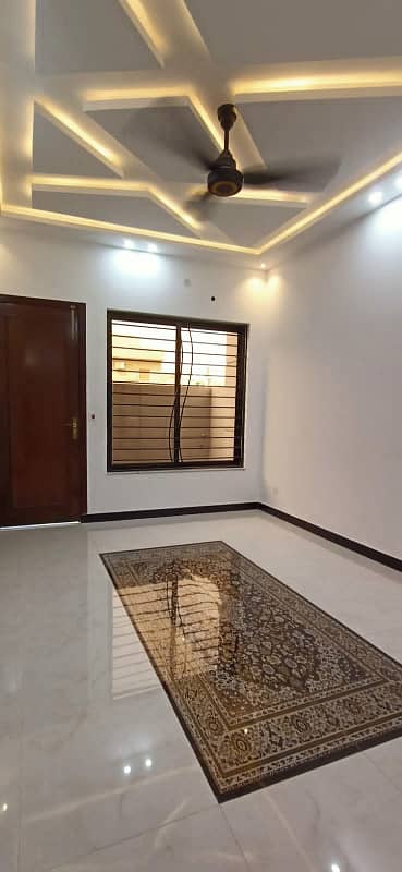 Best location FMC House For Sale 8