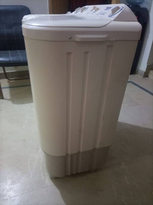 Washing Machine with dryer 3