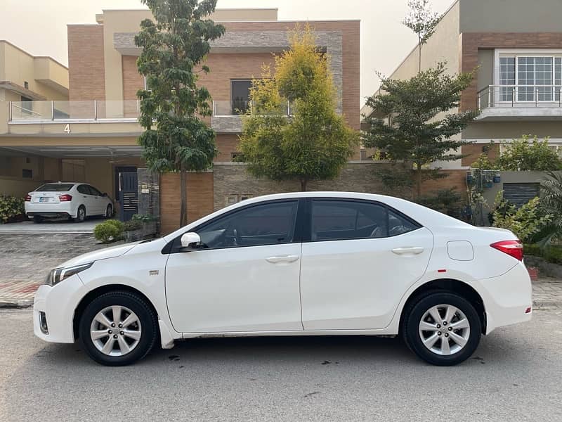 Toyota Corolla Altis 2017 2