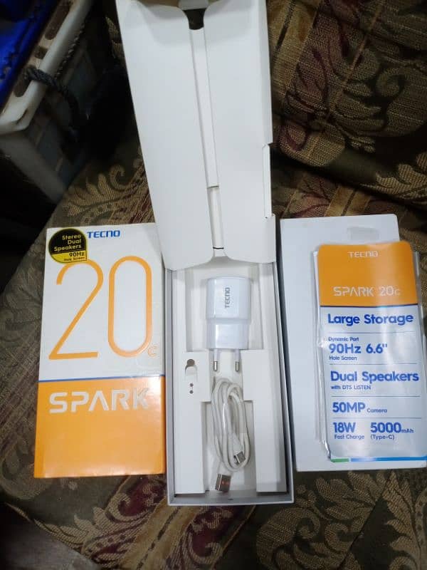 Spark 20c 4/128 1