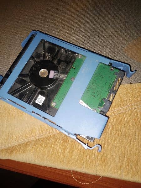 3000GB Seagate hard disk 2