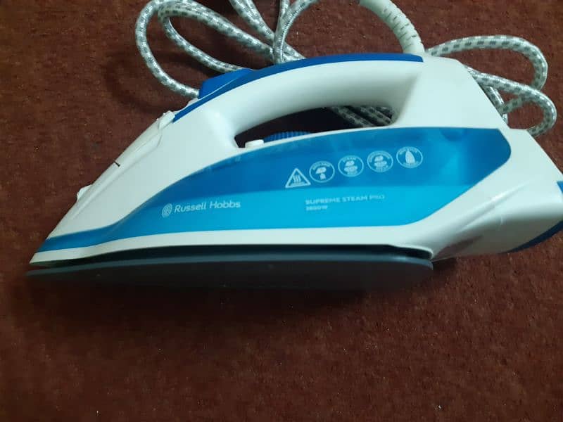 russell hobbs iron 1