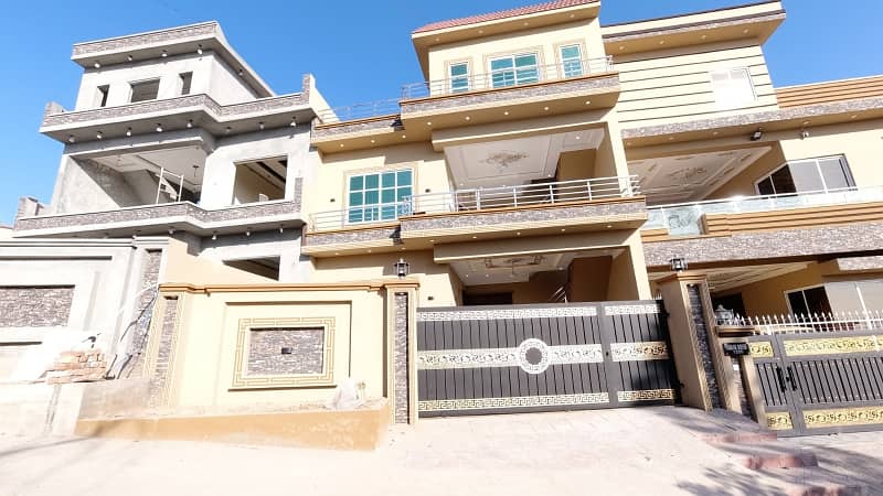 10 Marla Double Story Double Unit House Available For Sale. 1