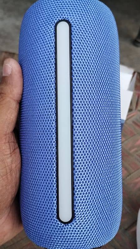 2 Bluetooth speaker new box pack Amazon product 9