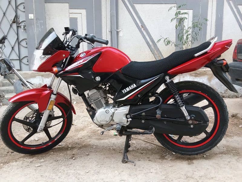 YBR 125/2022 MODEL FOR SELL 330000 0