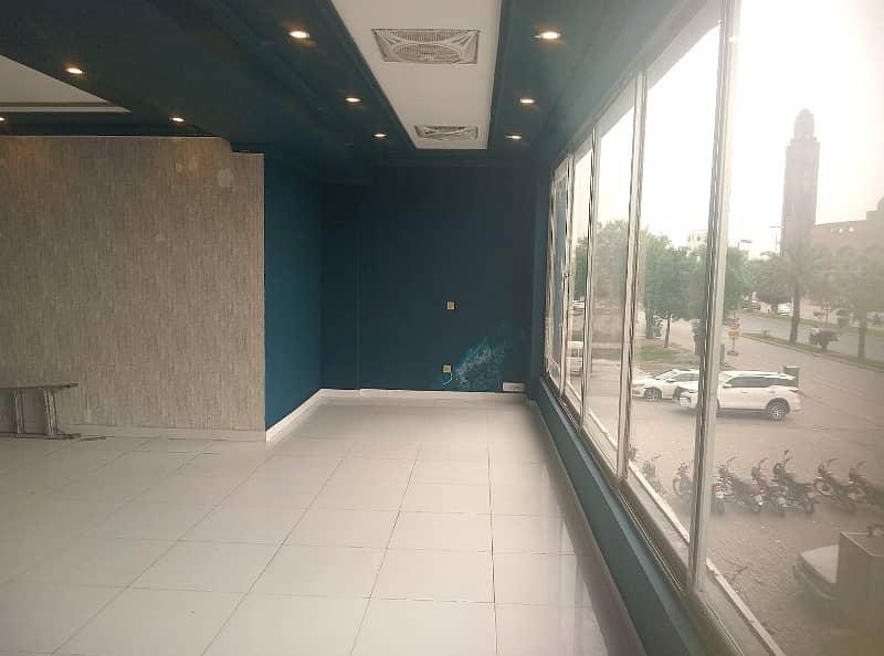 5 Marla Commercial Hall For Rent On Main Boulevard Sector C, Bahria Town Lahore 10