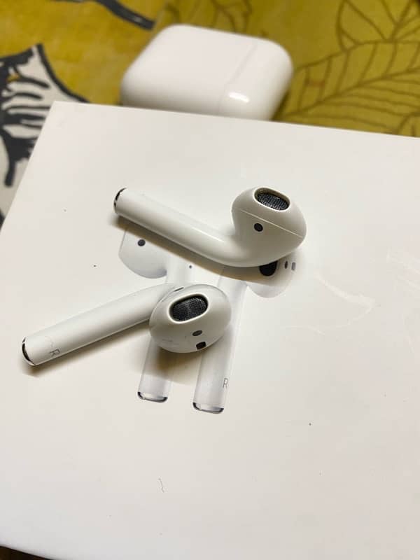 Apple airpods 2 original 1