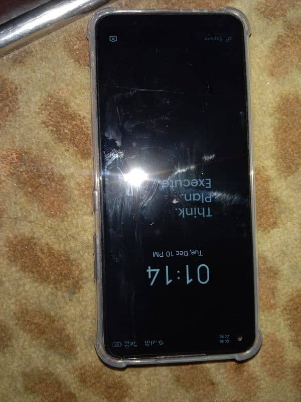 Realme 5 4/64 all okay just side sy glass crack hai 8